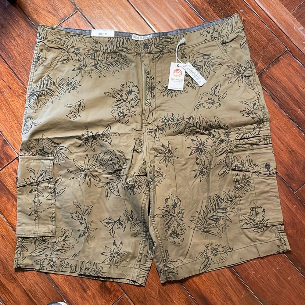 Big & Tall Men’s Cargo Shorts Size 46 Free Planet NWT